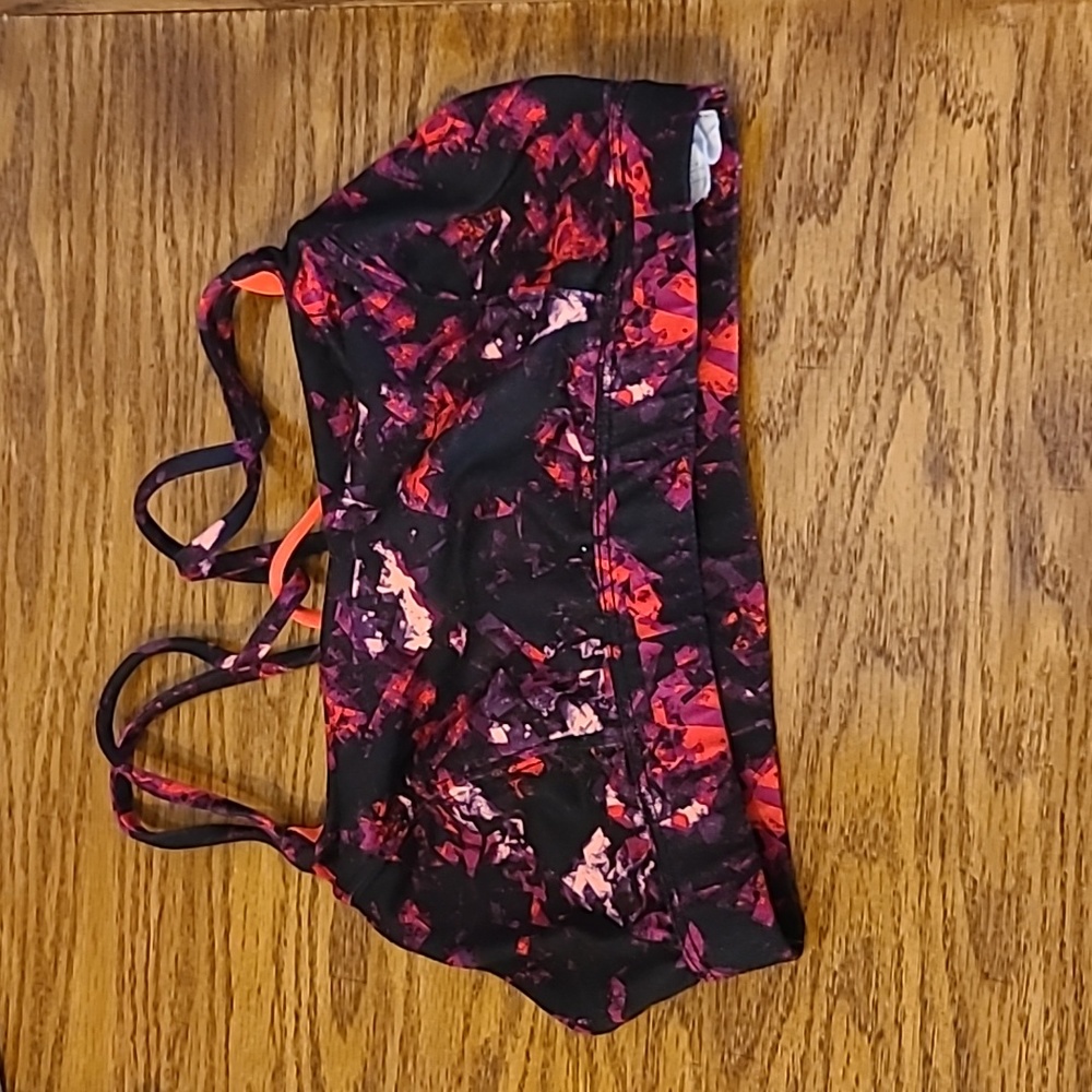 Old navy sports bra small